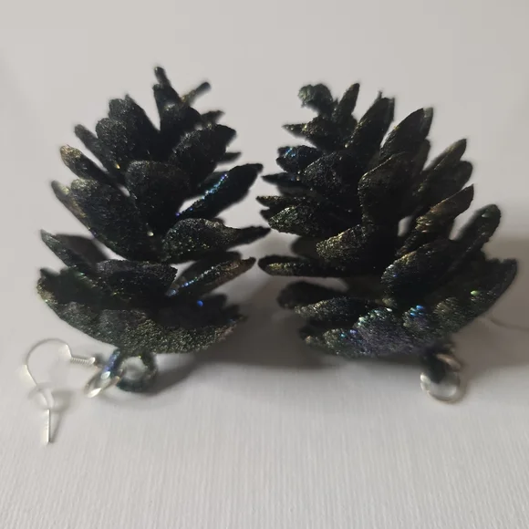 HANDCRAFTED Pinecone Pierced Earrings HANDPAINTED Holiday Jewelry Accessories - Picture 12 of 15